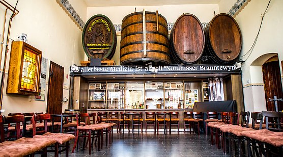 In der historischen Branntwein-Niederlage wird das neue Theaterst&uuml;ck aufgef&uuml;hrt. (Foto: C. Keil)