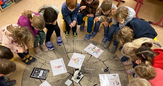 Projektarbeit in der Grundschule (Foto: Evangelische Grundschule Nordhausen)