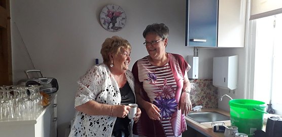 Das Kehmstedter Seniorencafé sagt Danke (Foto: Eva Maria Ostwald) Das Kehmstedter Seniorencafé sagt Danke (Foto: Eva Maria Ostwald)