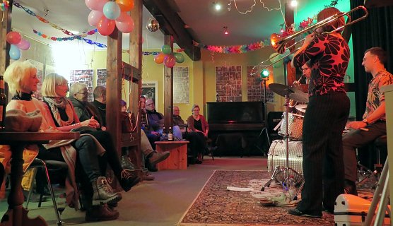 Brass Band in der Jazzmangel (Foto: nnz)