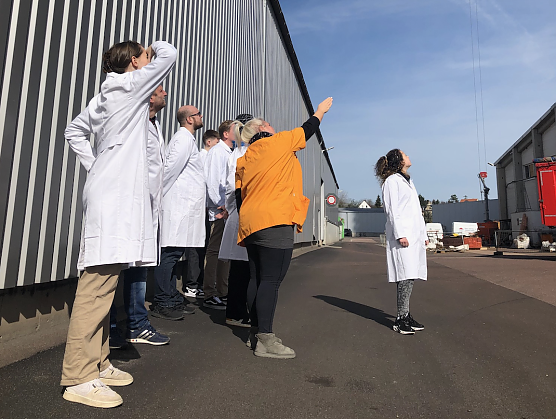 Wie man vom Korn zum Brot kommt haben die Azubis vor Ort direkt gesehen (Foto: Panem Backstube)