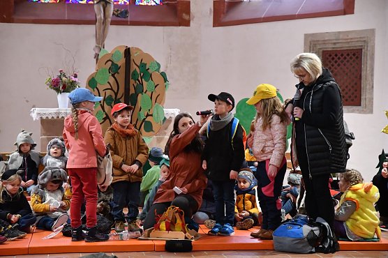 Fr&uuml;hjahrsgottesdienst der Lebenshilfe in der Blasii-Kirche (Foto: Nordth&uuml;ringer Lebenshilfe)