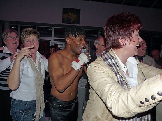 Bonny M. in Sondershausen (Foto: Karl-Heinz Herrmann) Bonny M. in Sondershausen (Foto: Karl-Heinz Herrmann)