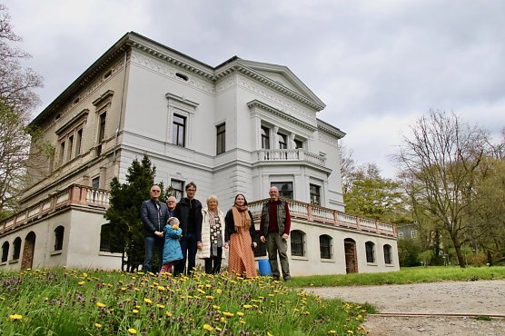 Staatsekret&auml;rin Katharina Schenk (2. v.r.) war gestern zu Gast beim F&ouml;rderverein Park Hohenrode (Foto: agl)