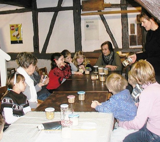 Vom Korn zum Brot (Foto: privat) Vom Korn zum Brot (Foto: privat)