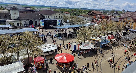 Bahnhofsfest in Nordhausen (Foto: Peter Blei) Bahnhofsfest in Nordhausen (Foto: Peter Blei)