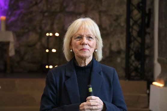 Chef&auml;rztin Dr. Heike Hinz erl&auml;uterte das Ph&auml;nomen Co-Abh&auml;ngigkeit (Foto: agl)