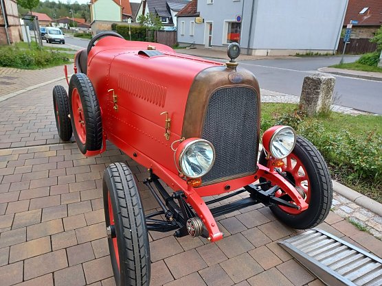 Auch FIAT Nummer zwei sieht im hohen Alter wieder gut aus (Foto: Hubert Rein)