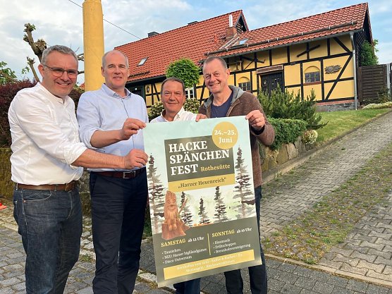 Rothes&uuml;tte freut sich auf das Hackesp&auml;nchenfest (Foto: Pressestelle Landratsamt)