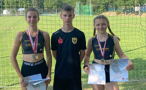 Die erfolgreichen Nachwuchssportler des LV Altstadt '98 (Foto: LV Altstadt '98)