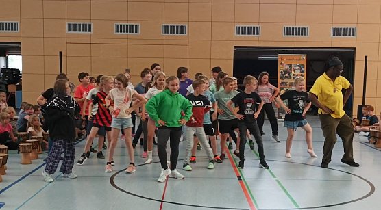 Trommelzauber im Heringen (Foto: GS Heringen)