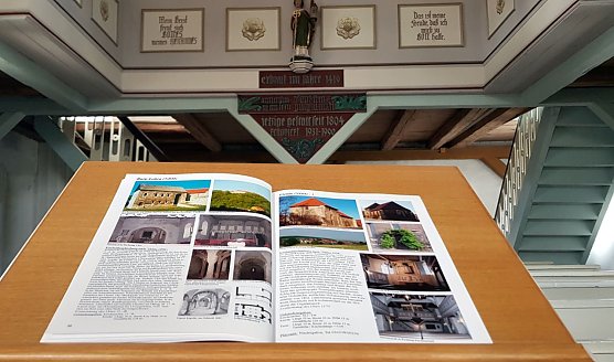 Das S&uuml;dharzer Kirchenlexikon liegt bereit (Foto: Evangelischer Kirchenkreis S&uuml;dharz)