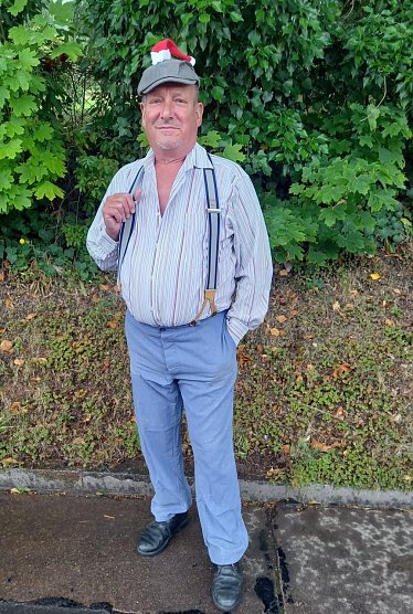 Matthias Mitteldorf wird auf der Bühne das "Rote Orschloch" geben (Foto: Sven Bolko Heck) Matthias Mitteldorf wird auf der Bühne das "Rote Orschloch" geben (Foto: Sven Bolko Heck)