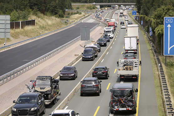 Richtiges Verhalten im Stau ist wichtig (Foto: ATU) Richtiges Verhalten im Stau ist wichtig (Foto: ATU)