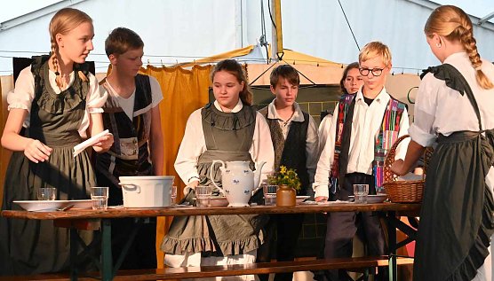 Tag 6 des Handwerkercamps (Foto: Mediengruppe Handwerkercamp) Tag 6 des Handwerkercamps (Foto: Mediengruppe Handwerkercamp)