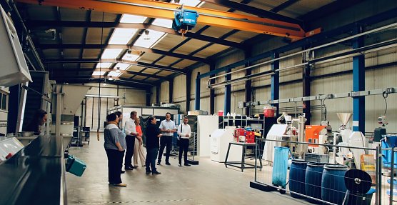 Wirtschaftsstaatssekret&auml;r Carsten Feller besuchte heute das ThIWert der Nordh&auml;user Hochschule (Foto: agl)