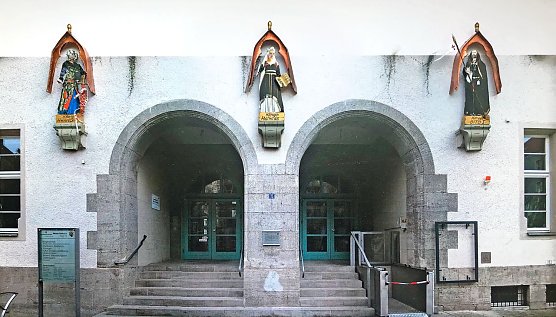 Drei Podeste f&uuml;r drei Figuren - so stellt sich Wolfgang M&uuml;ller die Umsetzung seiner Idee vor (Foto: Wolfgang M&uuml;ller)