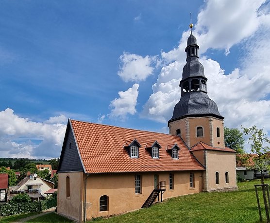 Die seit &uuml;ber 15 Jahren andauernde umfassende Sanierung der Leimbacher Kirche befindet sich in den letzten Z&uuml;gen. (Foto: Kirchengemeinde Leimbach)