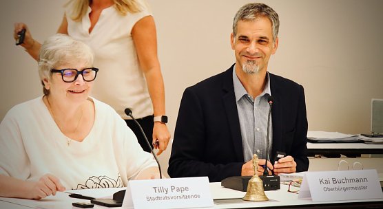 Kai Buchmann eröffnete heute die 33. Sitzung des Nordhäuser Stadtrates (Foto: agl) Kai Buchmann eröffnete heute die 33. Sitzung des Nordhäuser Stadtrates (Foto: agl)