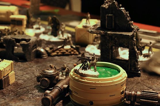 Gespielt wird auf aufwendig gestalteten Landschaften (Foto: agl)