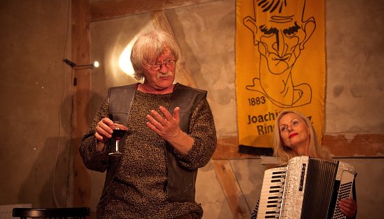 Ulf Annel vom Kabarett "Die Arche" in Aktion (Foto: KSK Nordhausen) Ulf Annel vom Kabarett "Die Arche" in Aktion (Foto: KSK Nordhausen)