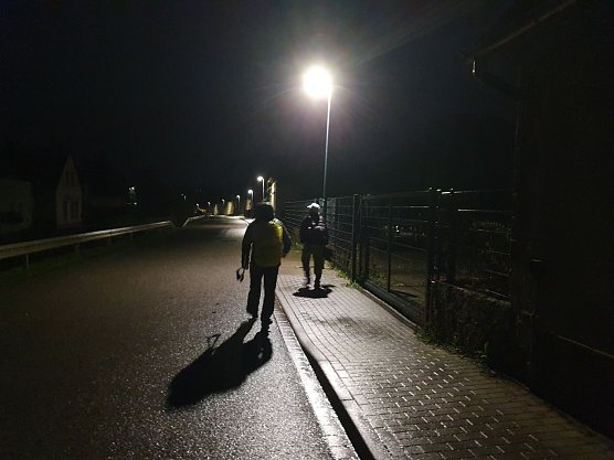 Das n&auml;chtliche Hergisdorf erreichten wir um 2:14 am Sonntag. Der n&auml;chste Ort in f&uuml;nf Kilometern Entfernung ist Eisleben. (Foto: Bodo Schwarzberg)