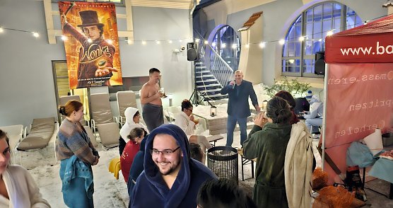 Partystimmung zur Mitternachtssauna (Foto: BHN)