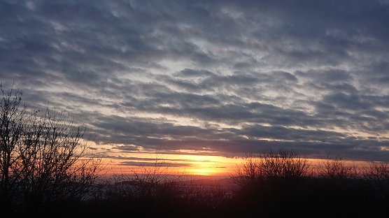 3. Sonnenuntergang - Ausblick von Osterode in Richtung Niedersachswerfen (Foto: Christoph Burkert)