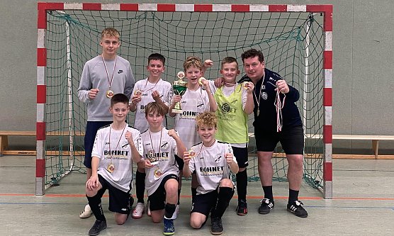 Fu&szlig;ball-Hallenkreismeister 2023: Die D2-Junioren der SpG Urbach (Foto: C.Hoffmann)