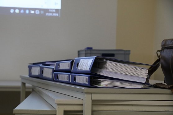 Das Vorhaben f&uuml;llt inzwischen mehrere Aktenordner (Foto: agl)