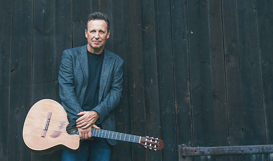 TEPHAN BORMANN - TRAVELER ON GUITAR mit neuem Album Spaces (Foto: Jazzclub)