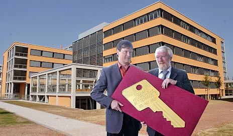 Becke und Pille mit Schlüssel (Foto: foto und montage:wf) Becke und Pille mit Schlüssel (Foto: foto und montage:wf)