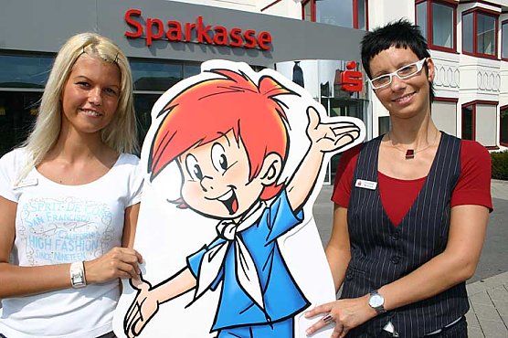 In der Mitte: Knax (Foto: KSK)