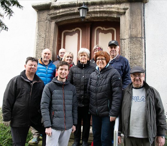 Arbeitseinsatz F&ouml;rderkreis St.Laurentius-Dorfkirche in Sundhausen (Foto: Diana Kupfer)