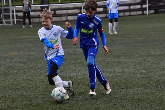 Mit Kantersieg zur Tabellenf&uuml;hrung (Foto: Claudia Mi&szlig;bach)