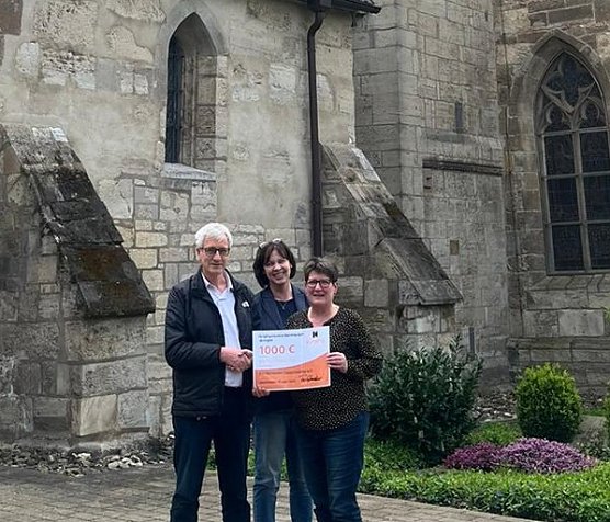 Spenden&uuml;bergabe an die Caritas (Foto: katholisches Pfarramt Nordhausen)