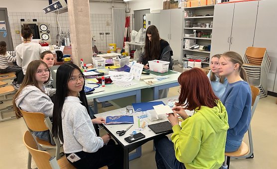 Girls’Day 2024 an der Hochschule Nordhausen (Foto: Friederike Michelbach) Girls’Day 2024 an der Hochschule Nordhausen (Foto: Friederike Michelbach)