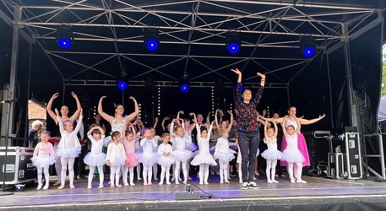 Auftritt in Sondershausen: Tanzstudio Radeva (Foto: H.Wernig)