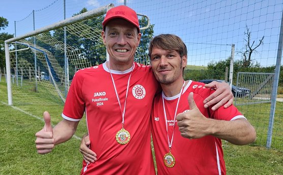 Patrick Z&auml;tsch, Trainer C-Junioren (links) und Ren&eacute; G&auml;bler, Trainer D-Junioren (Foto: FSG)