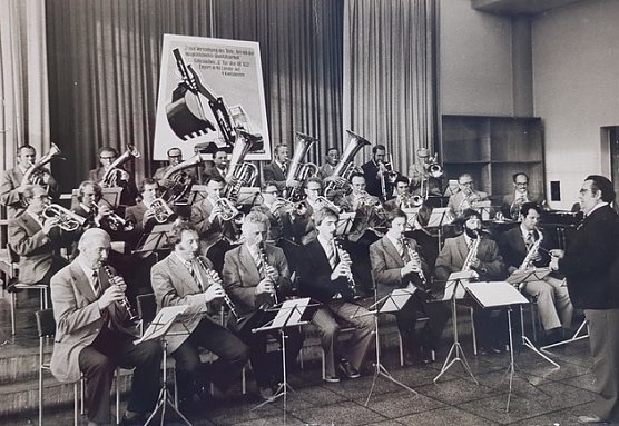 Kurz nach der Gründung der Nordhäuser Blasmusik: Aufnahme aus dem Jahr 1975 (Foto: T.Mehlis) Kurz nach der Gründung der Nordhäuser Blasmusik: Aufnahme aus dem Jahr 1975 (Foto: T.Mehlis)
