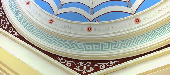 Der alte Pavillon im Park Hohenrode wurde mit viel Liebe zum Detail wieder hergerichtet, daf&uuml;r gab es in diesem Jahr den Denkmalspreis des Landes Th&uuml;ringen (Foto: agl)