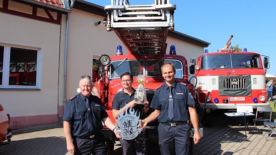 Rüxlebener Feuerwehr feierte Jubiläum (Foto: C.Krause) Rüxlebener Feuerwehr feierte Jubiläum (Foto: C.Krause)