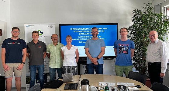 Projekttreffen am Th&uuml;ringer Innovationszentrum f&uuml;r Wertstoffe (ThIWert) in Nordhausen  (Foto: HSN)