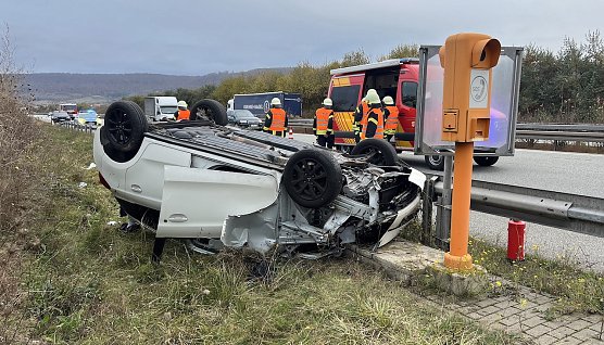 Unfall auf der Autobahn heute Nachmittag (Foto: S.Dietzel) Unfall auf der Autobahn heute Nachmittag (Foto: S.Dietzel)