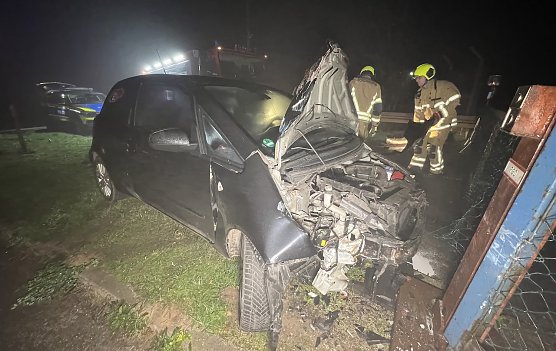 Unfall in der Nacht auf der B4 (Foto: S.Dietzel)