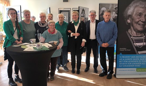 Ausstellungseröffnung in Neustadt (Foto: D.Erfurt) Ausstellungseröffnung in Neustadt (Foto: D.Erfurt)