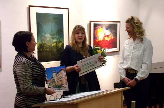 Ilsetraut-Glock-Grabe-Preisverleihung im Kunsthaus (Foto: HG Backhaus) Ilsetraut-Glock-Grabe-Preisverleihung im Kunsthaus (Foto: HG Backhaus)