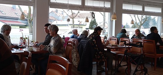 Das "Mittendrin" ist gut besucht (Foto: Kurt Frank)