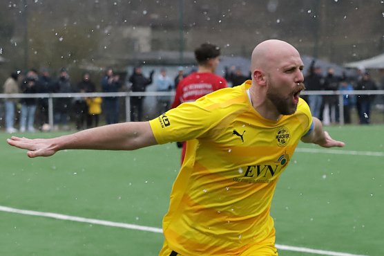 Dreierpack geschnürt: Wacker-Kapitän Felix Schwerdt war der Mann des Tages (Foto: FSV Wacker 90) Dreierpack geschnürt: Wacker-Kapitän Felix Schwerdt war der Mann des Tages (Foto: FSV Wacker 90)