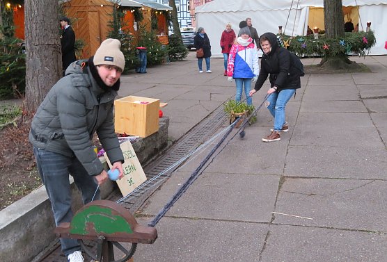 Seilern beim KILA (Foto: F.Tuschy) Seilern beim KILA (Foto: F.Tuschy)